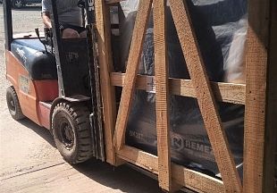 Отгрузка винтового компрессора Remeza ВК20Т-15 для завода в Челябинске